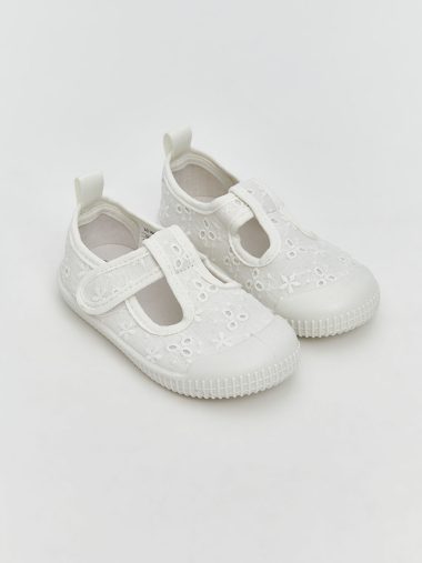 کفش مرحله اول  ال سی وایکیکی