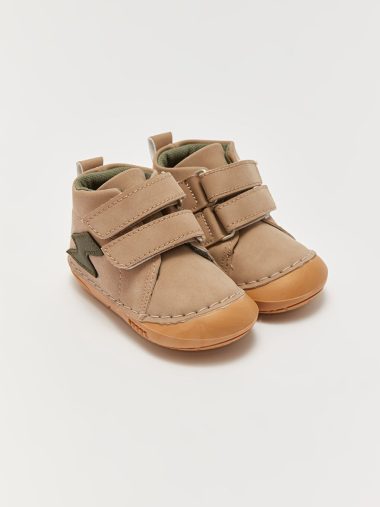 کفش مرحله اول  ال سی وایکیکی