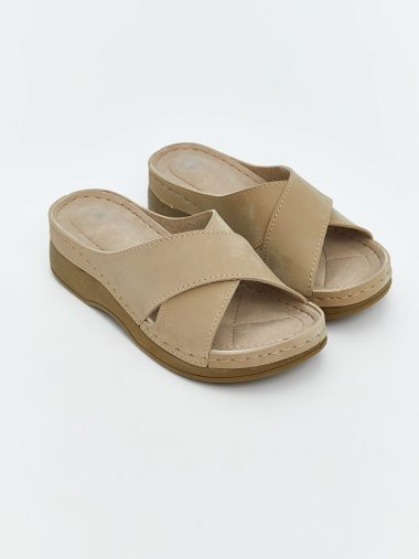 دمپایی  ال سی وایکیکی