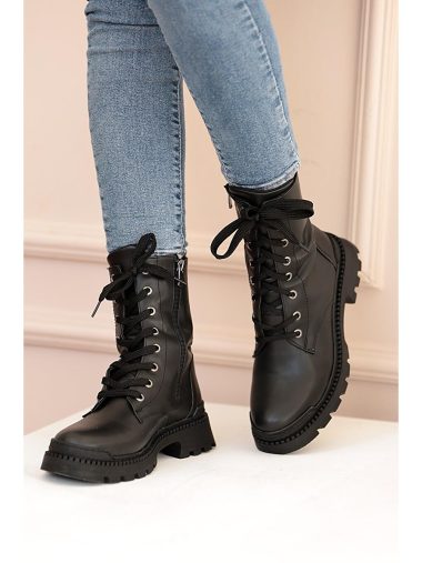 بوت  پمبه پوتین