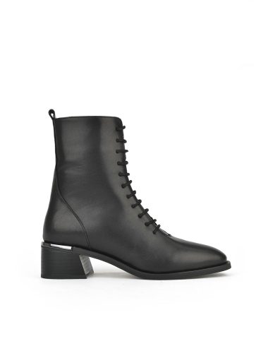 بوت  ضیا ایاکابی