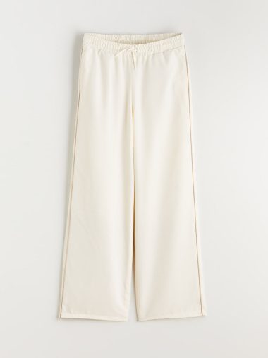 شلوار  ال سی وایکیکی